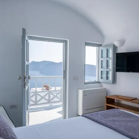 Spirit Boutique Residences 3* Oia (Santorini)