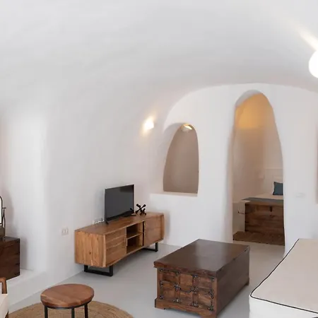 Spirit Boutique Residences 3* Oia (Santorini)